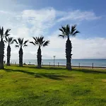 Denize Ve Plaja Sifir, Afife Kusadasi
