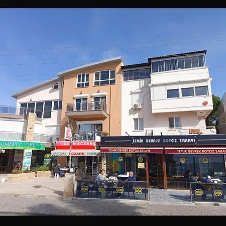 Denize Ve Plaja Sifir, Afife Apartment Kusadasi