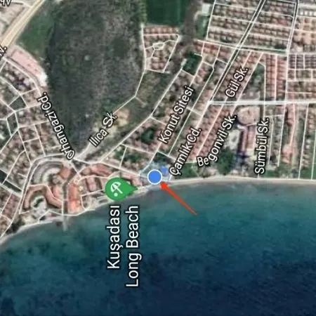 Afife Apart, Kusadasi,denize Ve Plaja Sifir Apartment *