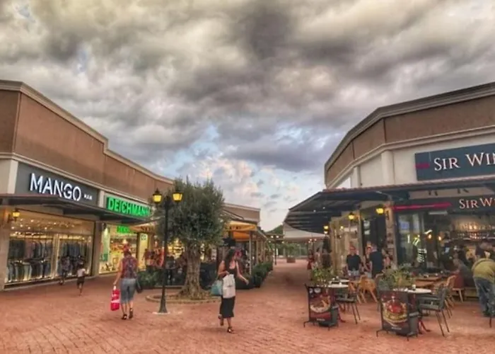 Beachfront & Panoramic Views In Кушадасы